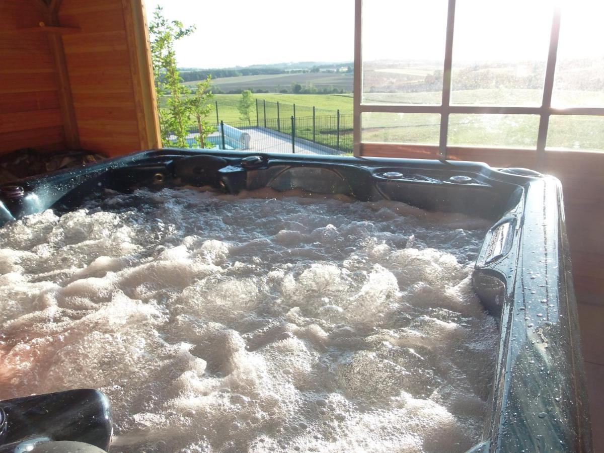 Roulotte Acces Privatif Spa Pauilhac Экстерьер фото